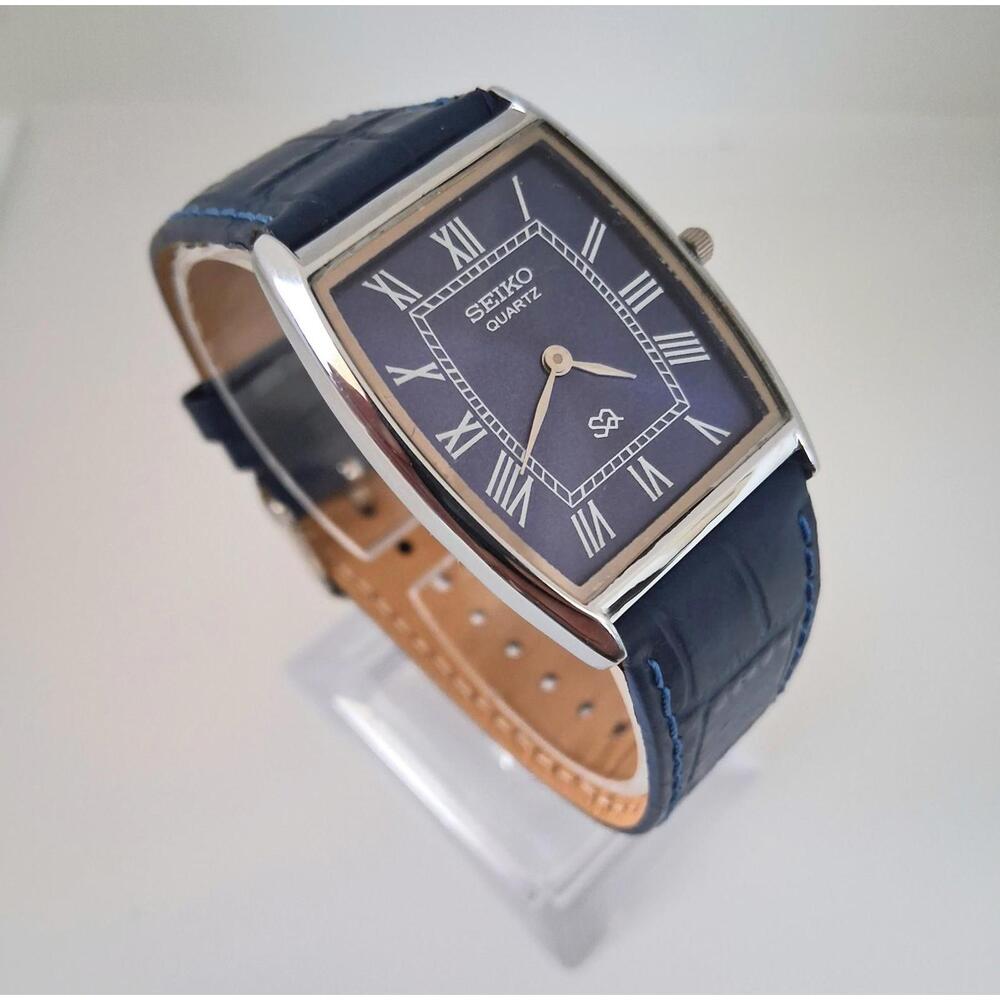 Vintage Men's Seiko Barrel/Tonneau Leather Tank Watch RARE